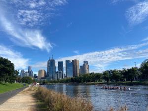 Rowing on the Yarra 1