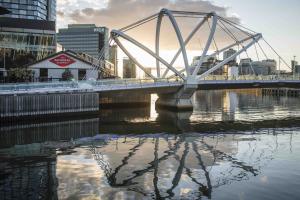 Seafarers Bridge South Wharf