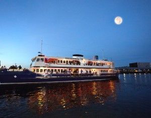 Exterior of the Lady Cutler, Melbourne Showboat